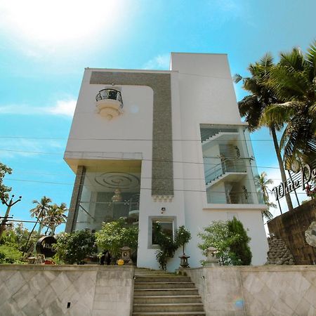 White Pearl Residency Hotel Puducherry Buitenkant foto