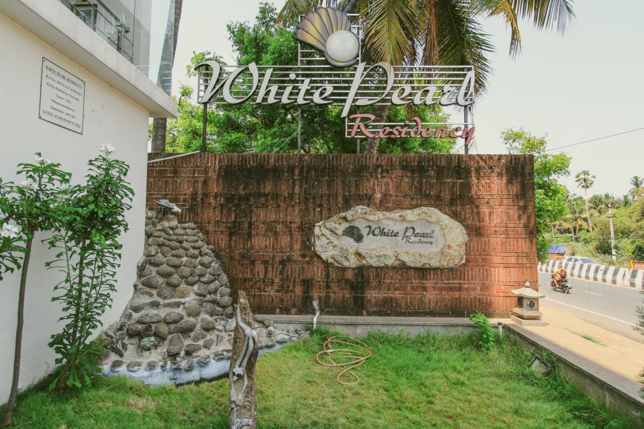 White Pearl Residency Hotel Puducherry Buitenkant foto