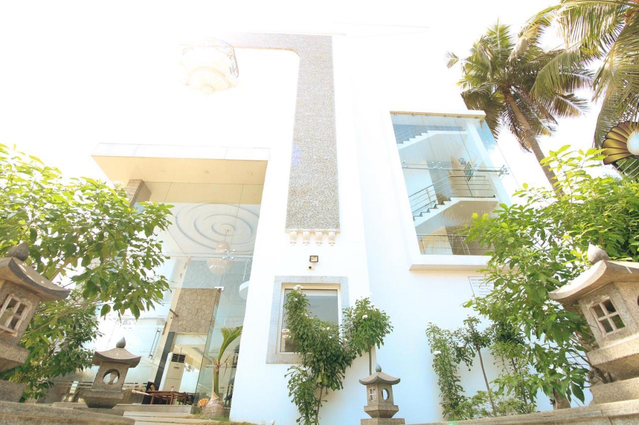 White Pearl Residency Hotel Puducherry Buitenkant foto