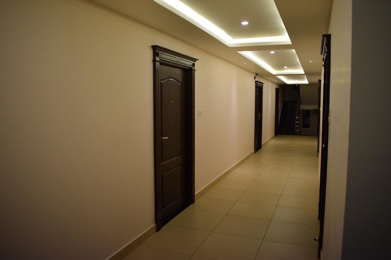 White Pearl Residency Hotel Puducherry Buitenkant foto