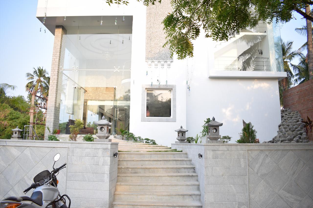 White Pearl Residency Hotel Puducherry Buitenkant foto